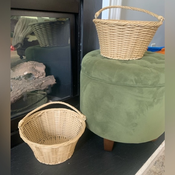 Set of two baskets with handles woven plastic home decor storage organization - Picture 1 of 6